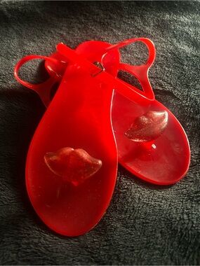 Red Women’s Lip-Accent Jelly Sandals